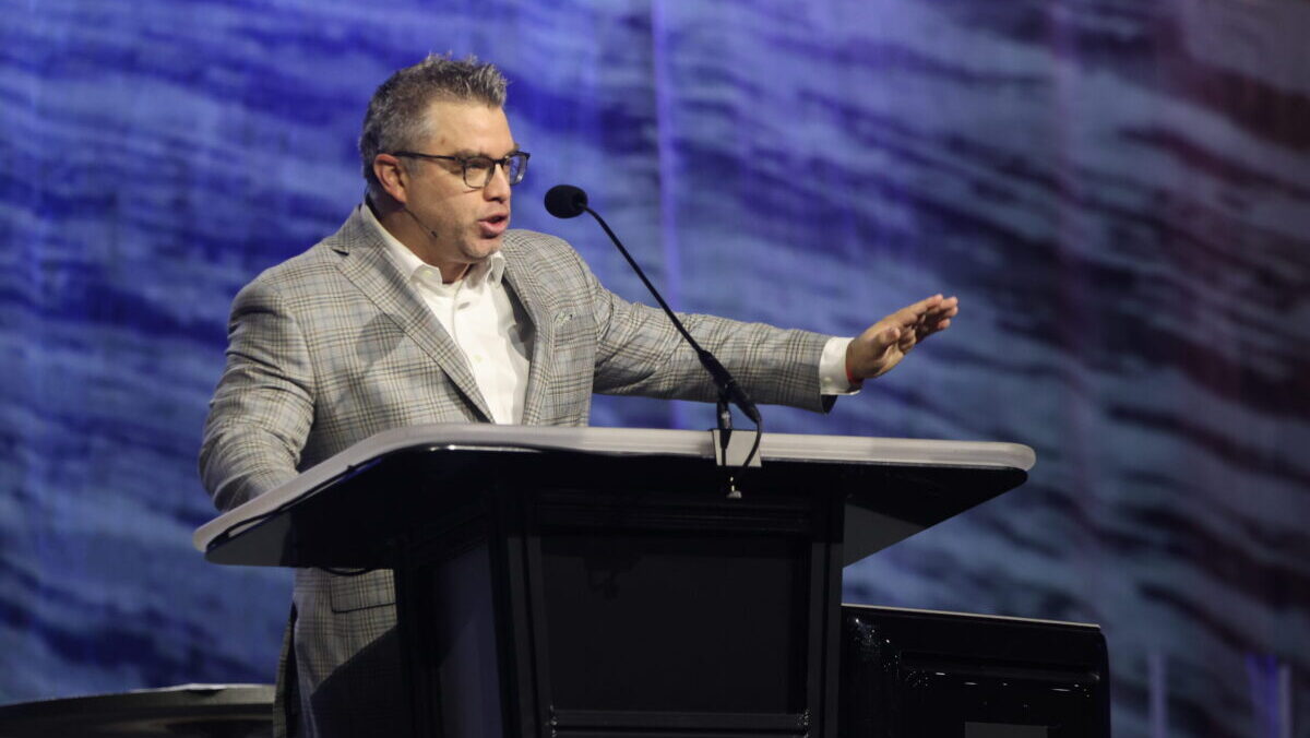 Convention sermon: Inserra says ‘cloud of witnesses’ should spur ...