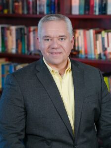 Head and shoulders photo of Scott Foshie