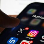 Another country announces ban on social media access for teens