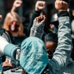 Bill would prevent protests in buffer zones around houses of worship