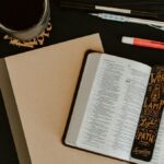 Are study bible’s distraction from ‘most important words on page’?